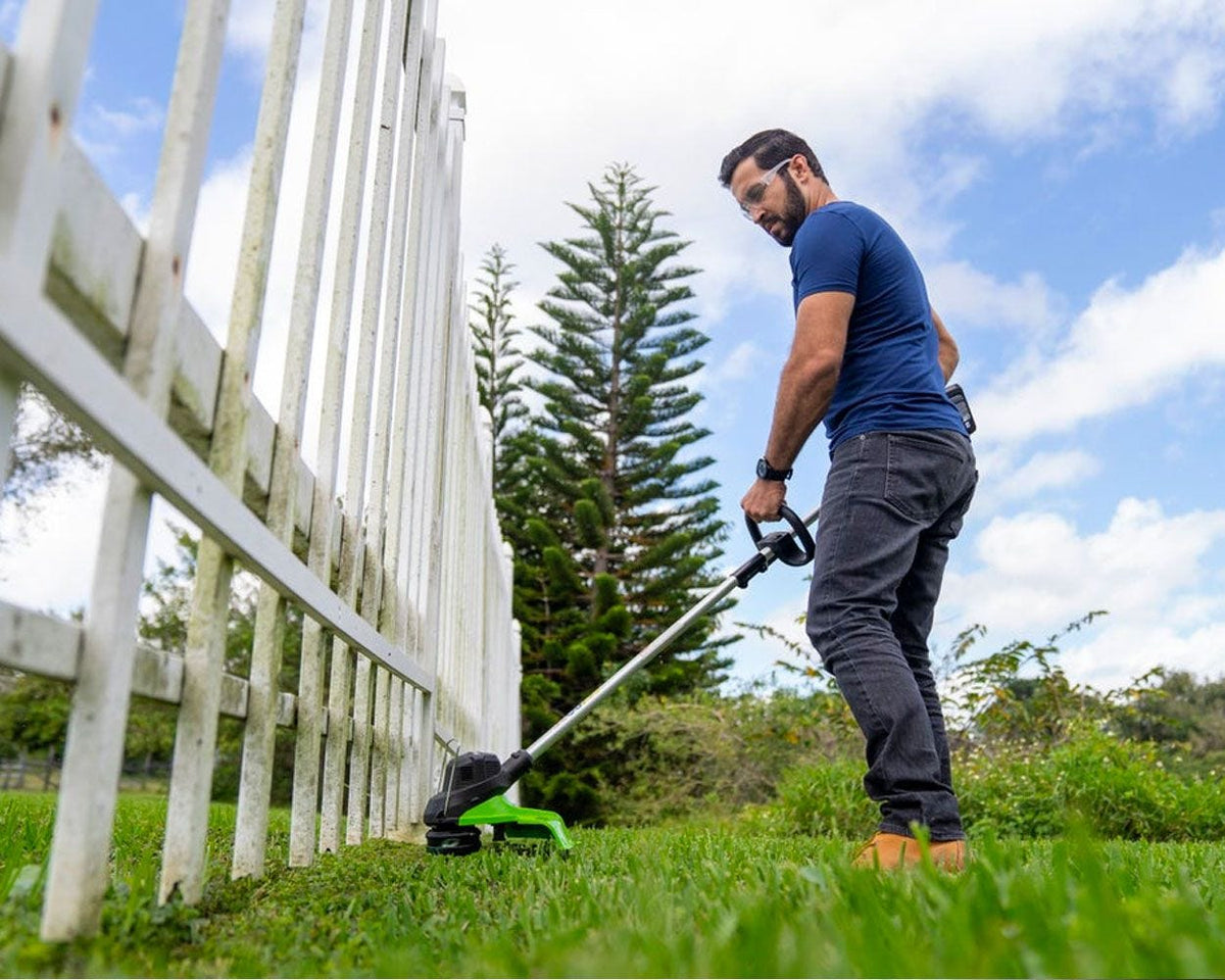 48V (24V x 2) 15" Cordless Battery TORQDRIVE String Trimmer Combo Kit, 24V 320 CFM Blower and 24V 22" Hedge Trimmer: (2) 2.0 Ah USB Batteries and Charger